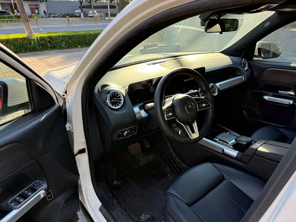 Mercedes-Benz GLB 2022