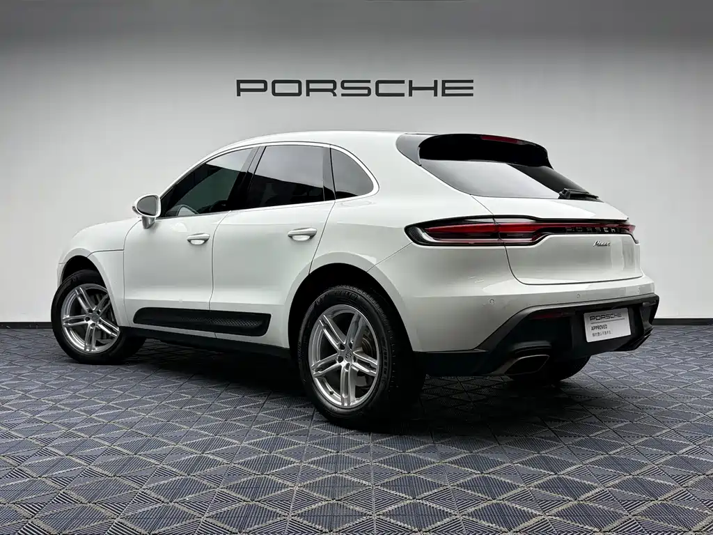 Porsche Macan 2024 — фото 10