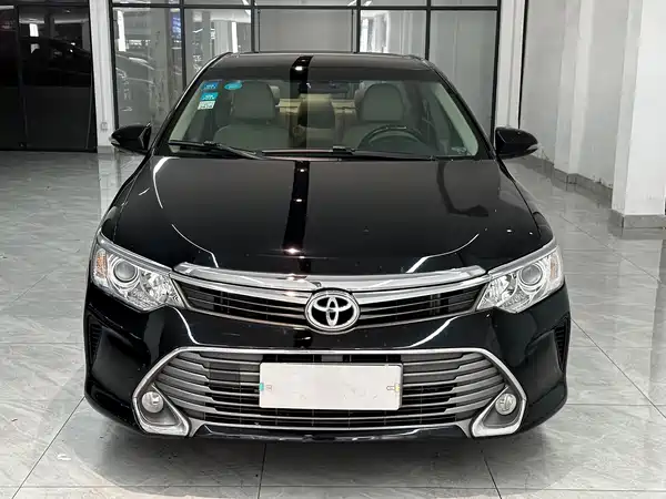 Toyota Camry 2016
