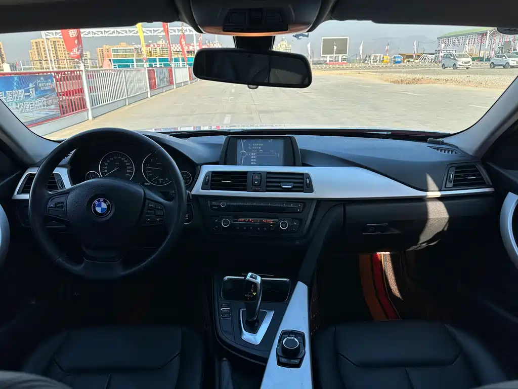 BMW 3 Series 2014 — фото 9