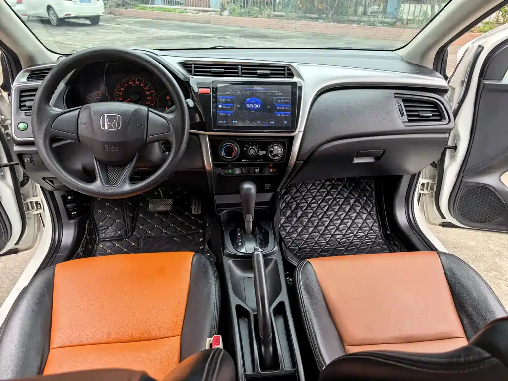 Honda City 2017 — фото 13