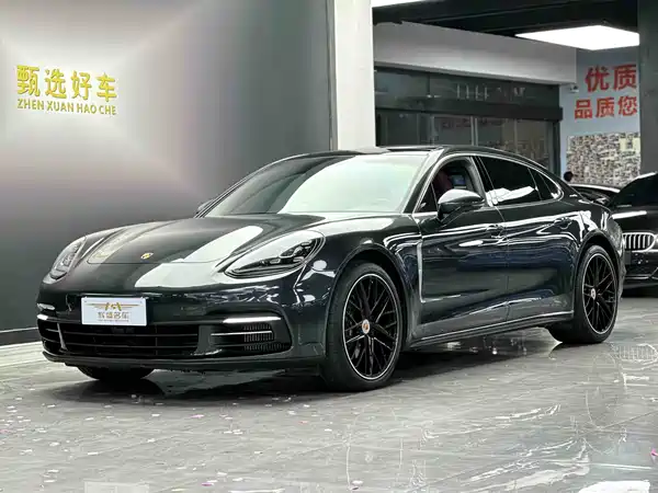 Porsche Panamera 2019