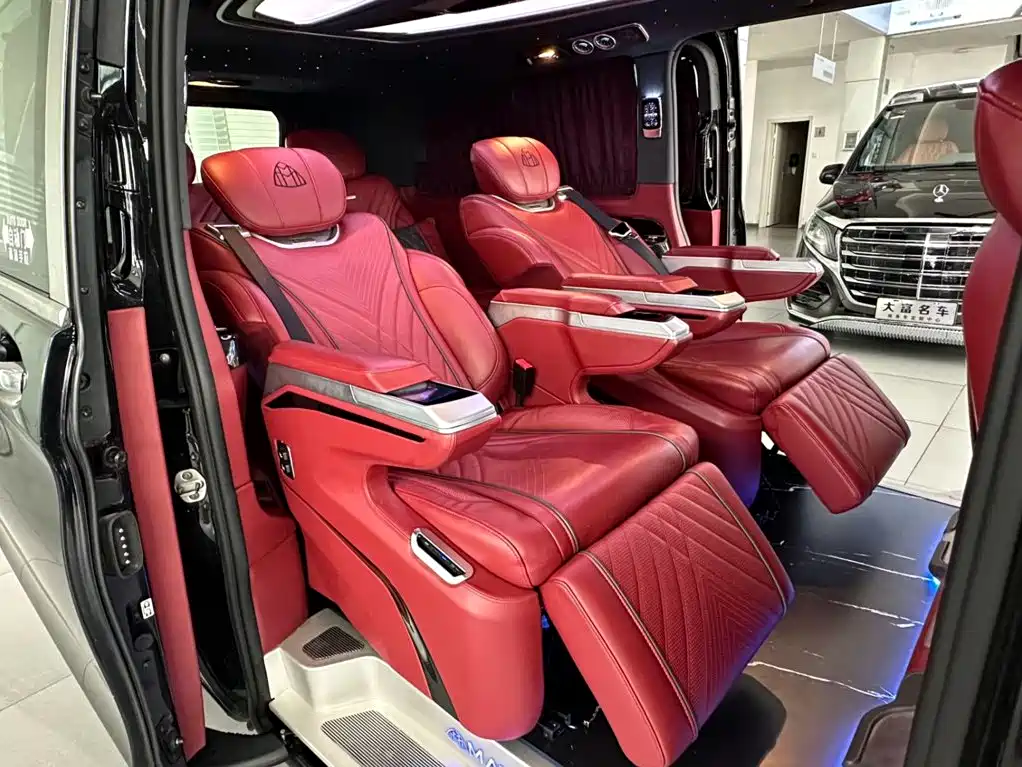 Mercedes-Benz Vito 2023 — фото 16
