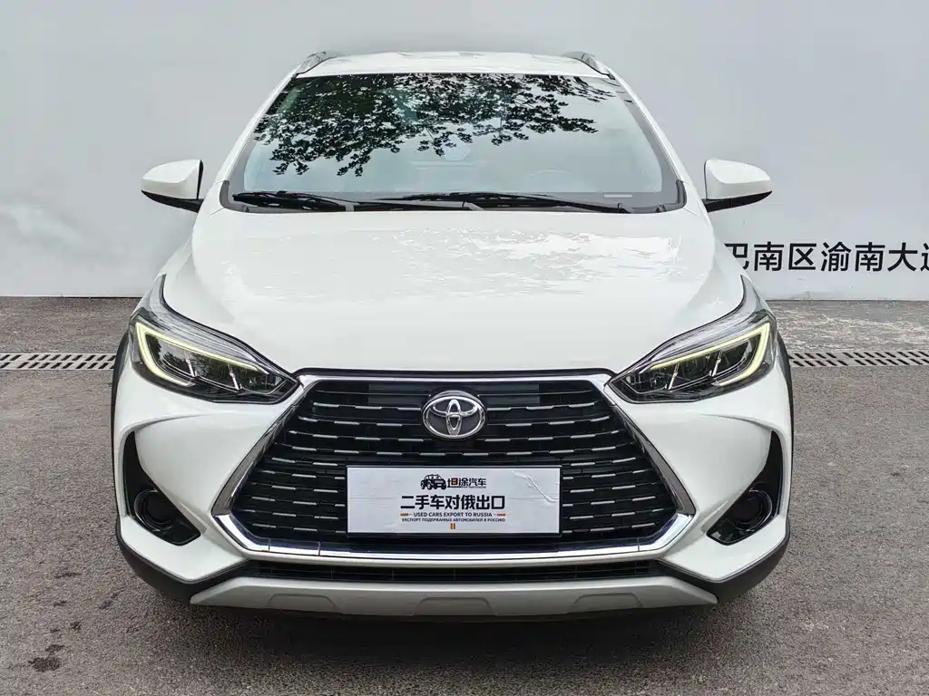 Toyota Yaris L 2022 — фото 2