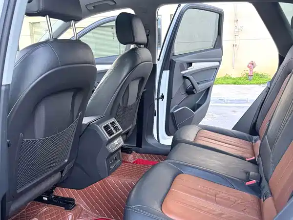 Audi Q5L 2021
