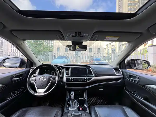 Toyota Highlander 2018