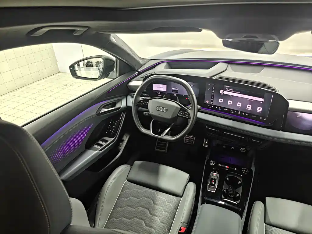 Audi Q6L E-Tron 2025 — фото 7