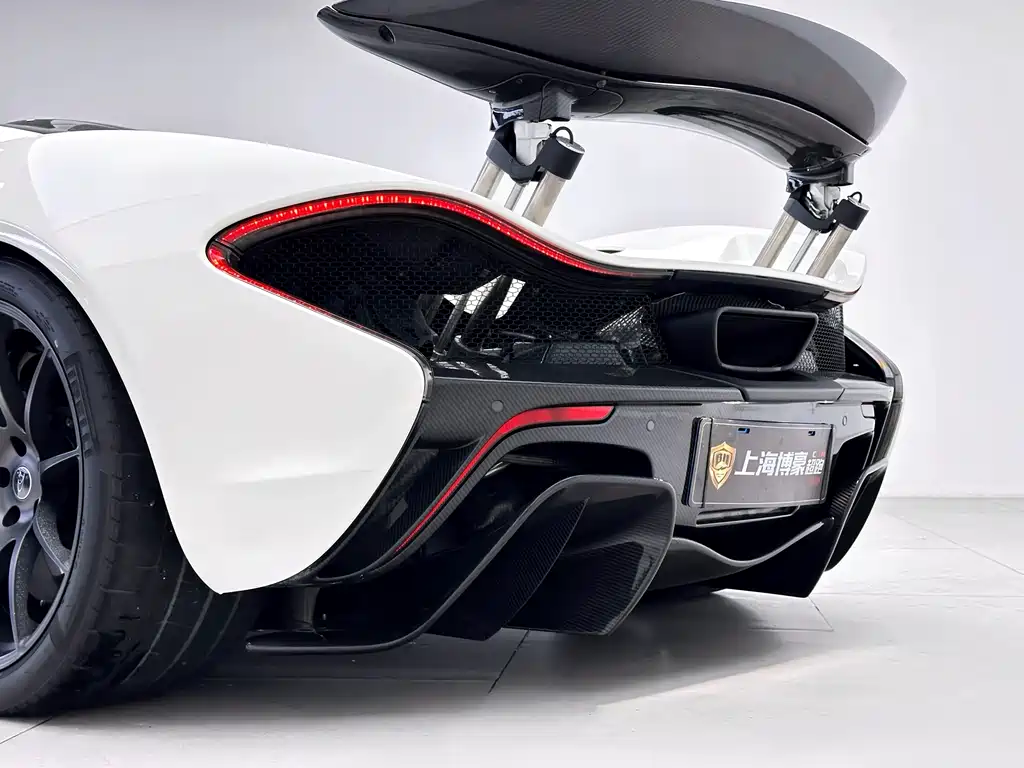 McLaren P1 2015 — фото 13