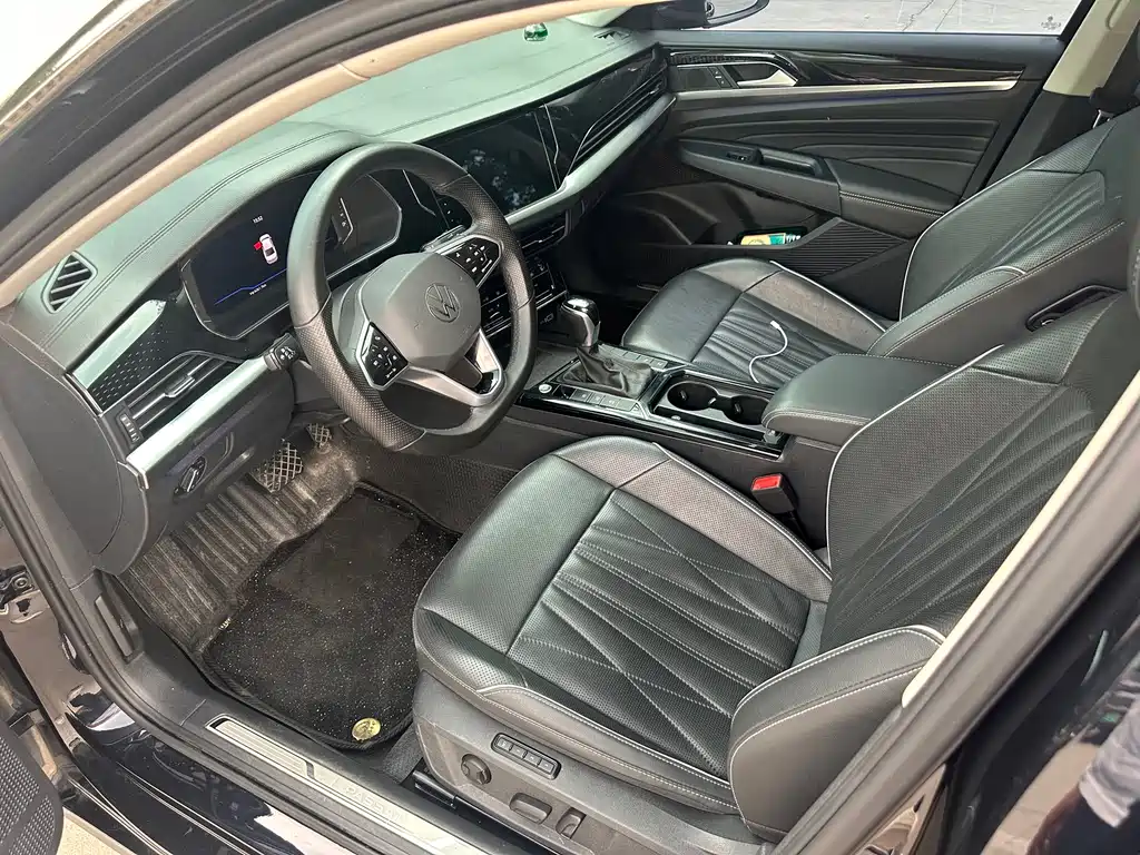 Volkswagen Passat 2023
