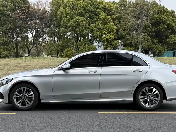 Mercedes-Benz C-Class 2018