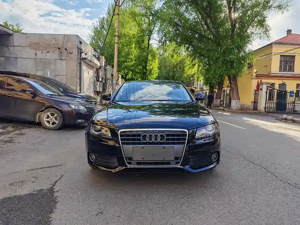 Audi A4L 2012