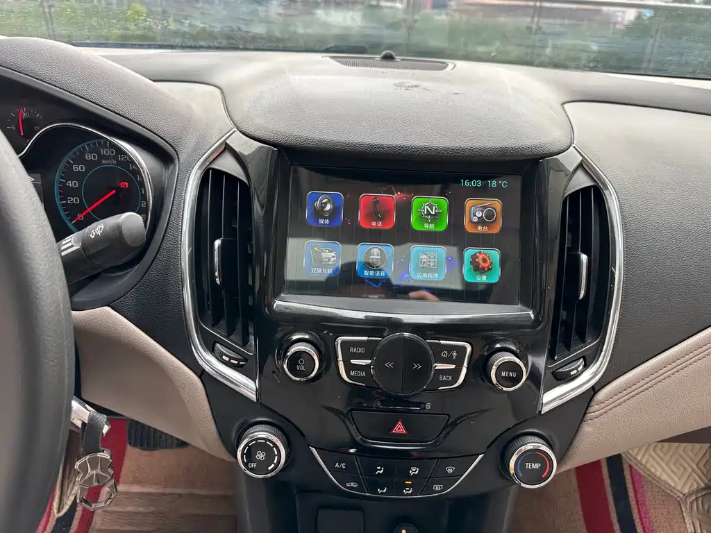 Chevrolet Cruze 2015 — фото 17