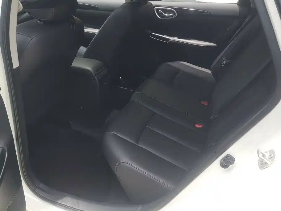 Nissan Sylphy 2020 — фото 11