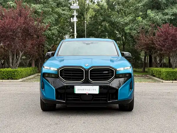 BMW XM 2024