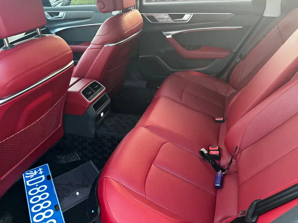 Audi A6L 2023