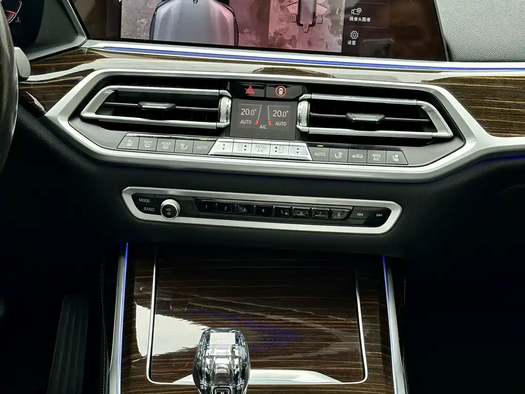 BMW X7 2019 — фото 16