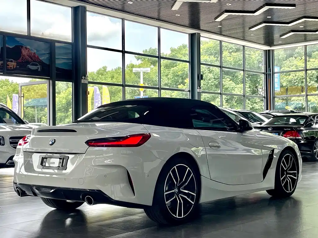 BMW Z4 2019 — фото 3