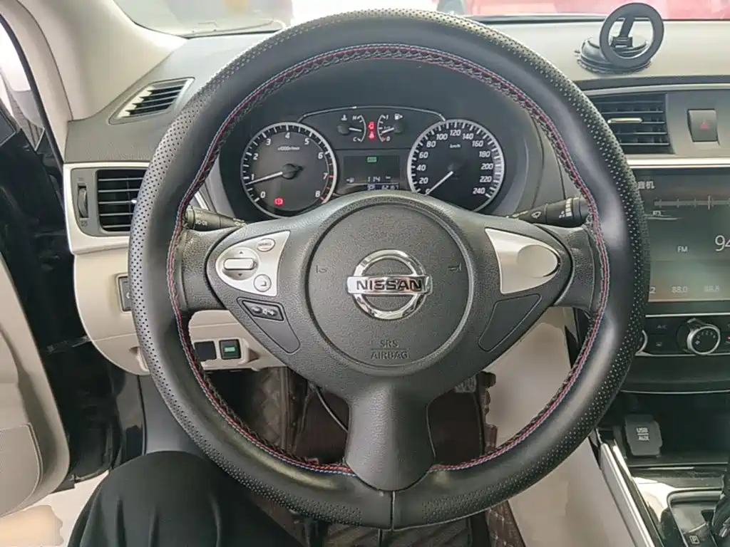 Nissan Sylphy 2017 — фото 11
