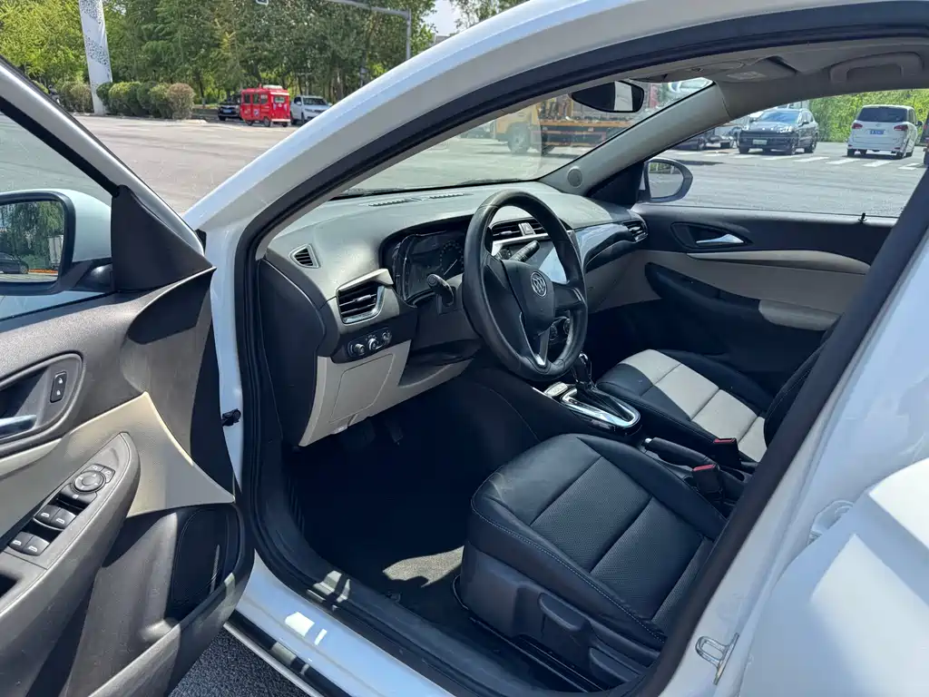 Buick Excelle 2021