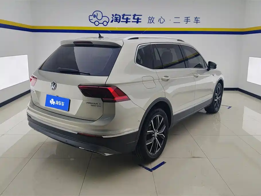 Volkswagen Tiguan L 2018 — фото 3