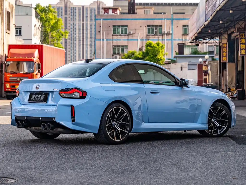 BMW M2 2024 — фото 3
