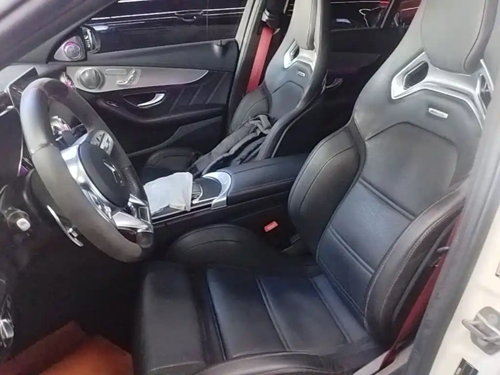 Mercedes-Benz C-Class AMG 2019 — фото 15