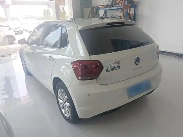 Volkswagen Polo 2021