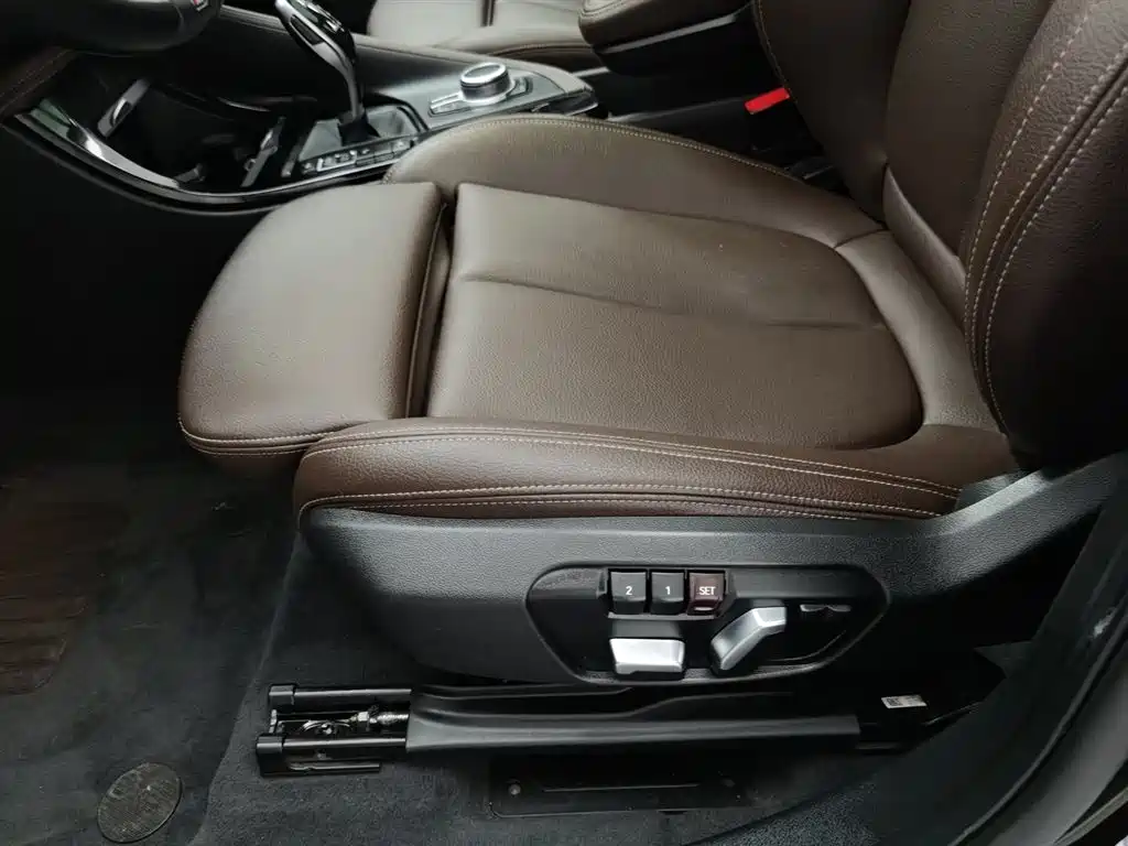 BMW X1 2020 — фото 20