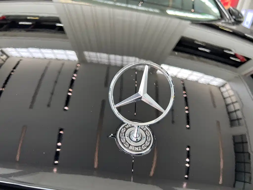 Mercedes-Benz E-Class 2022 — фото 28