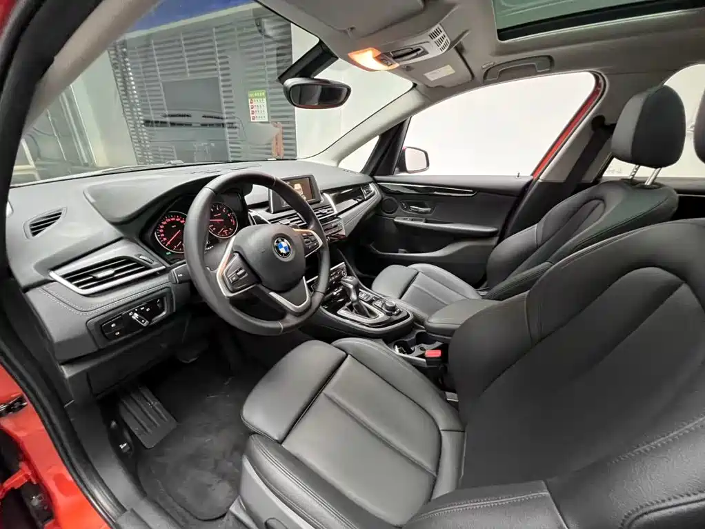 BMW 2 Series Station Wagon 2016 — фото 3
