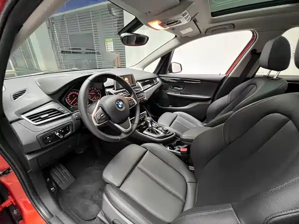 BMW 2 Series Station Wagon 2016