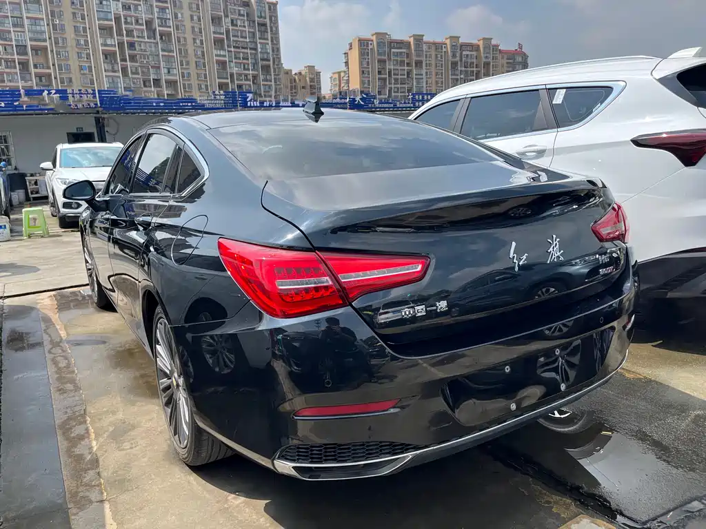 Hongqi H5 2019 — фото 12