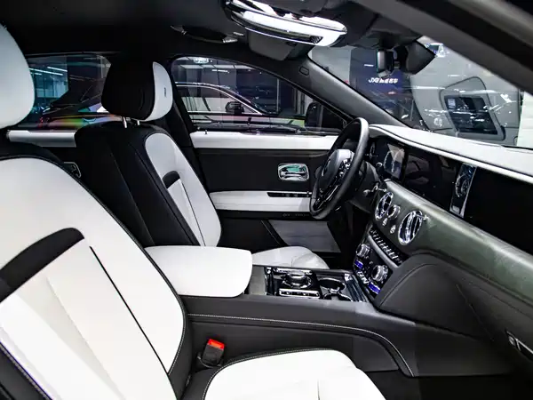 Rolls-Royce Ghost 2021