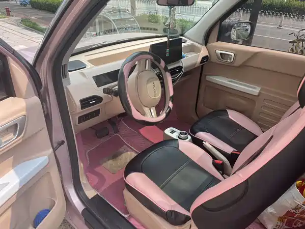 Geely Galaxy Panda 2023