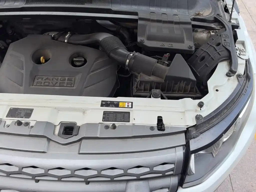 Land Rover Evoque 2015 — фото 24