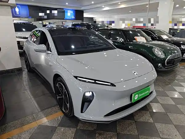 NIO ET5T 2024