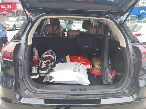 Geely Boyue 2021