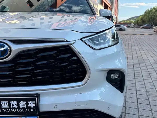 Toyota Highlander 2023