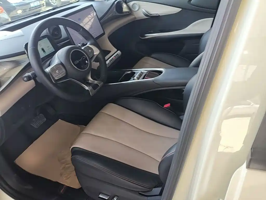 BYD Dolphin 2023 — фото 15