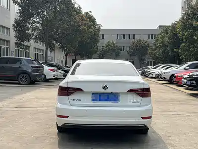 Volkswagen Sagitar 2020