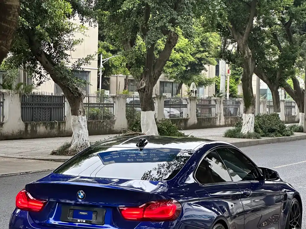 BMW M4 2019 — фото 19