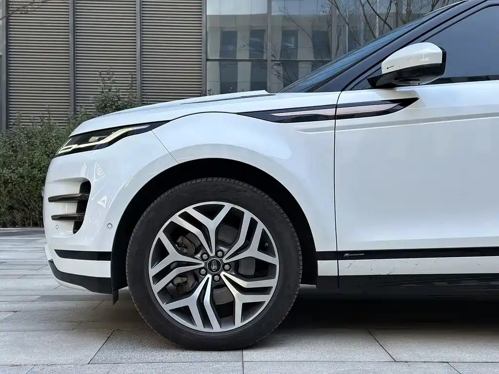 Land Rover Evoque 2020 — фото 5