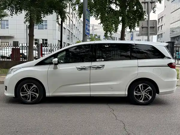 Honda Odyssey 2015