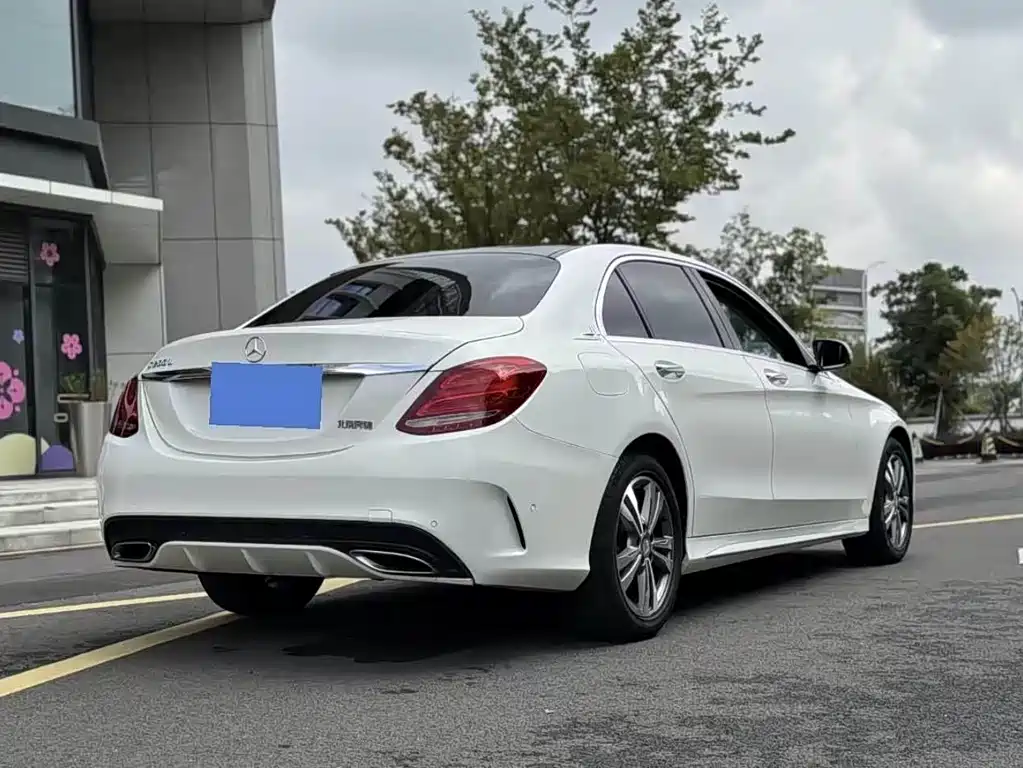 Mercedes-Benz C-Class 2016 — фото 17