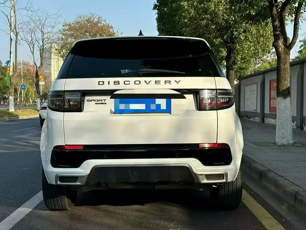 Land Rover Discovery Sport 2021 — фото 8