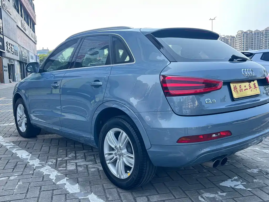 Audi Q3 2015 — фото 8
