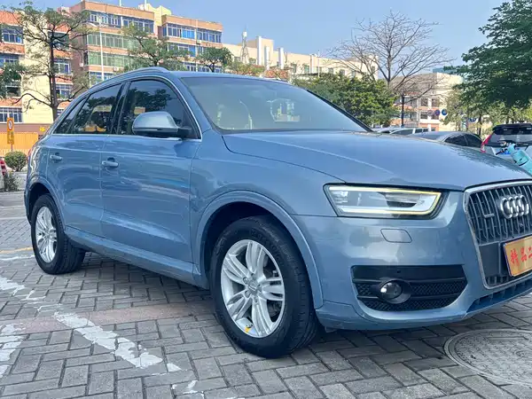 Audi Q3 2015
