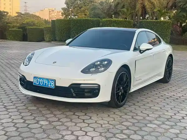 Porsche Panamera 2020