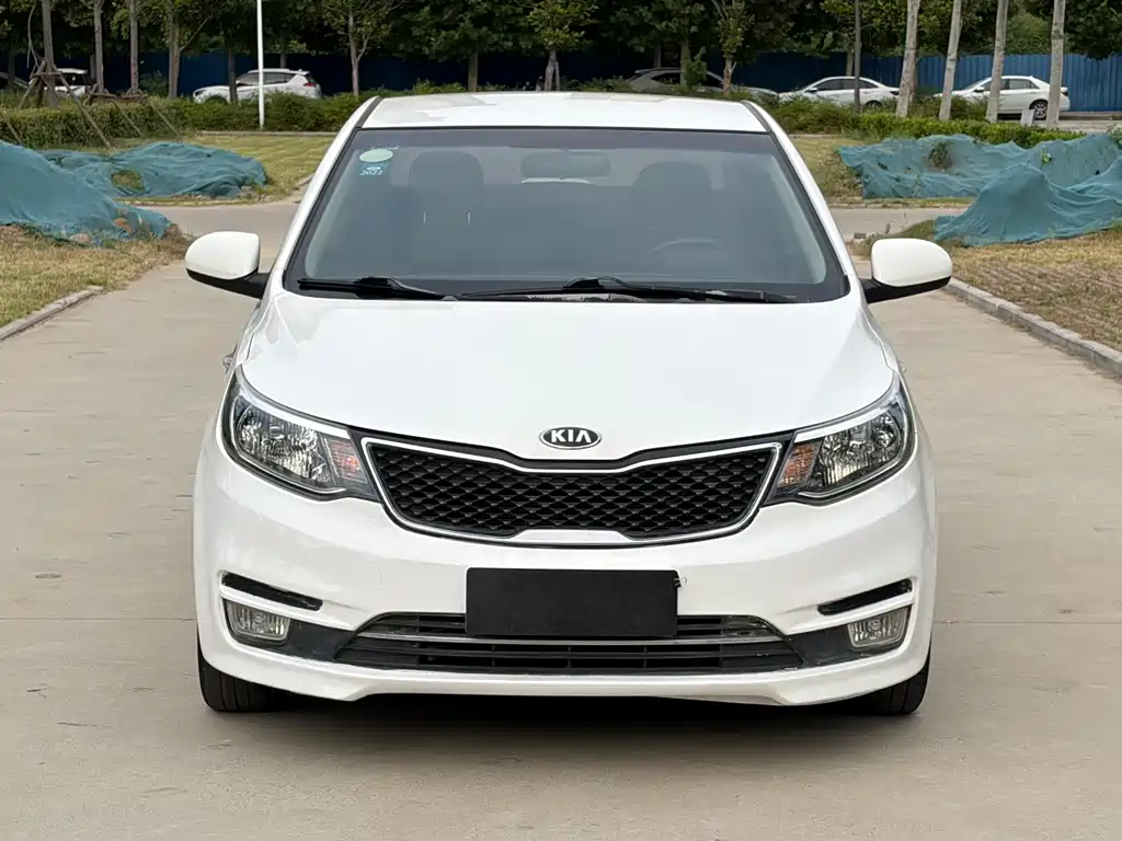 Kia K2 2016 — фото 2
