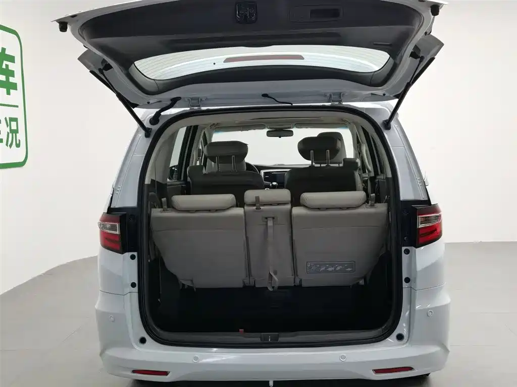 Honda Odyssey 2017 — фото 16